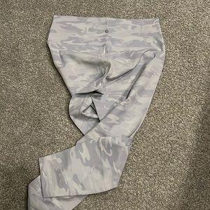 Lululemon leggings size 12
